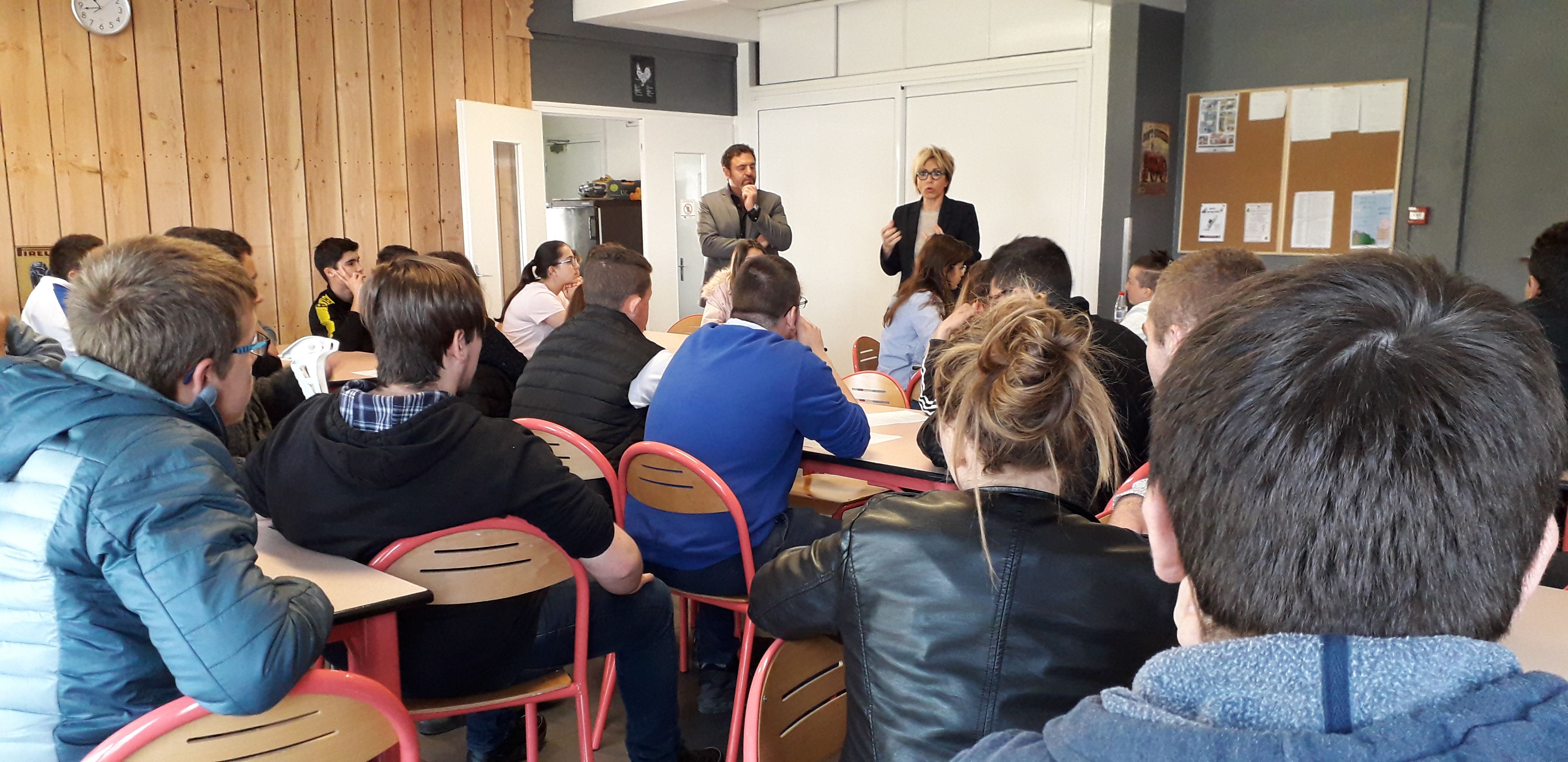 Visite de la Madame la Sénatrice à la MFR de Haute Charente