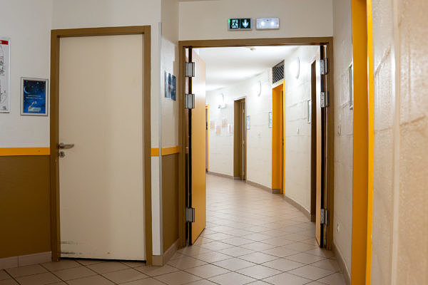 CHAMBRE-5 CHAMBRE-5
